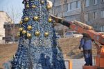 С новогодней елки на 3-ей рабочей начали снимать игрушки