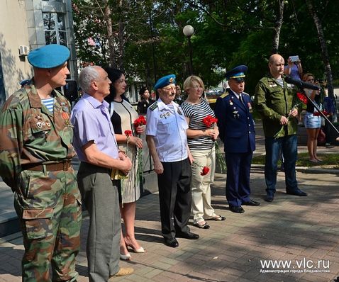 Память погибших почтили на площадке около Дома молодежи