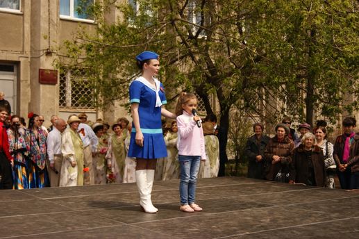 Дети читали ветеранам стихи