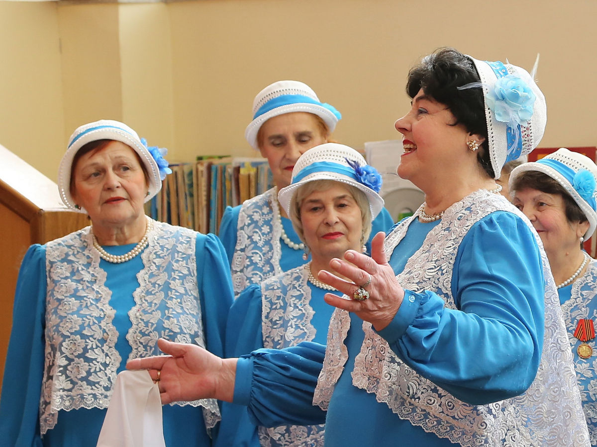 "Дети войны" спели песни под аккомпанимент нового инструмента