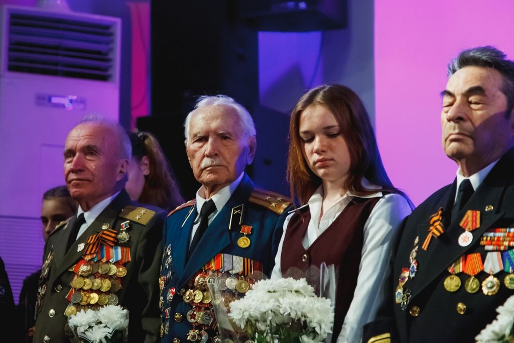 Концерт для ветеранов в ДКЖД