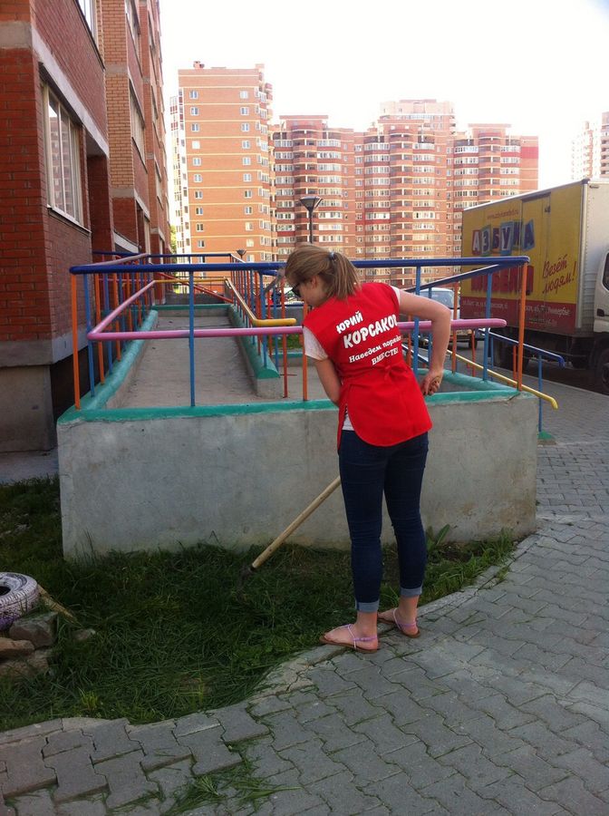 Работа на округе: субботники по благоустройству