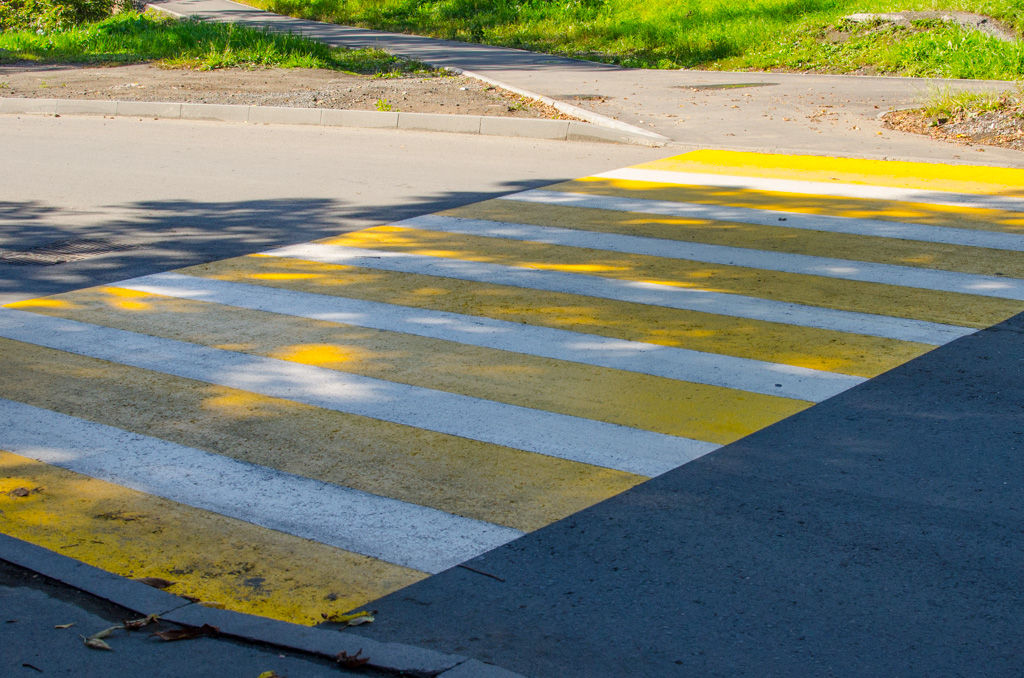 Обновленный переход на проспекте 100-летия Владивостоку, 56