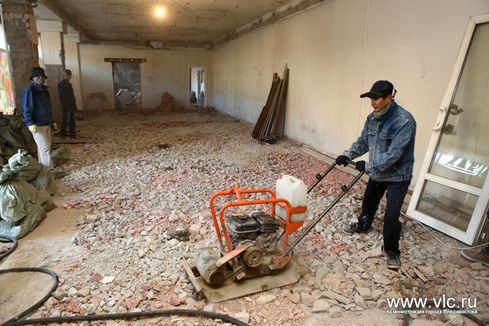 В здании ведется ремонт