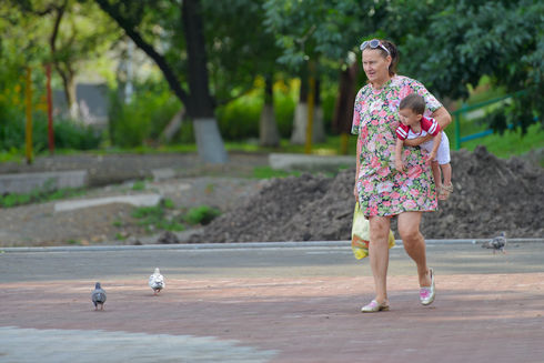 Сквер удобен для неспешных прогулок 