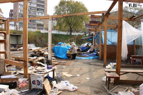 Многие торговые точки уже снесены